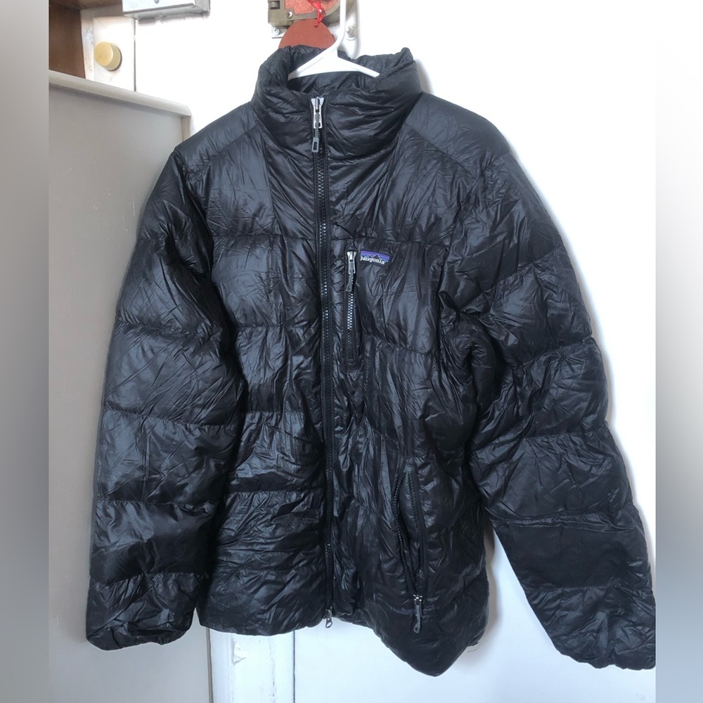 Black patagonia puffer